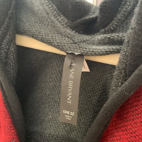 Lane Bryant OSFA soft hooded block color ruana. So cute! Never worn - Picture 3 of 11